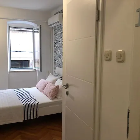 Πανσιόν The Mint 3*